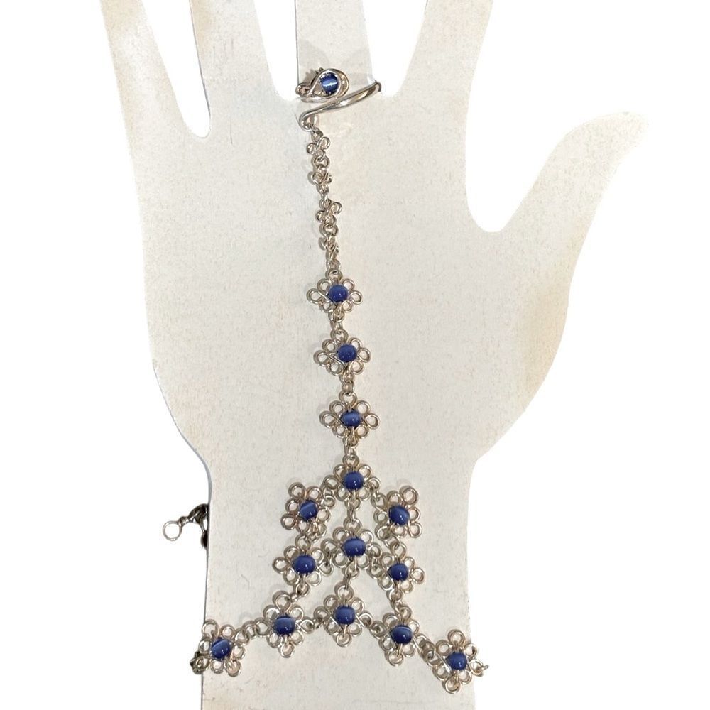 New Fashion Ring with Attached Hand Bracelet